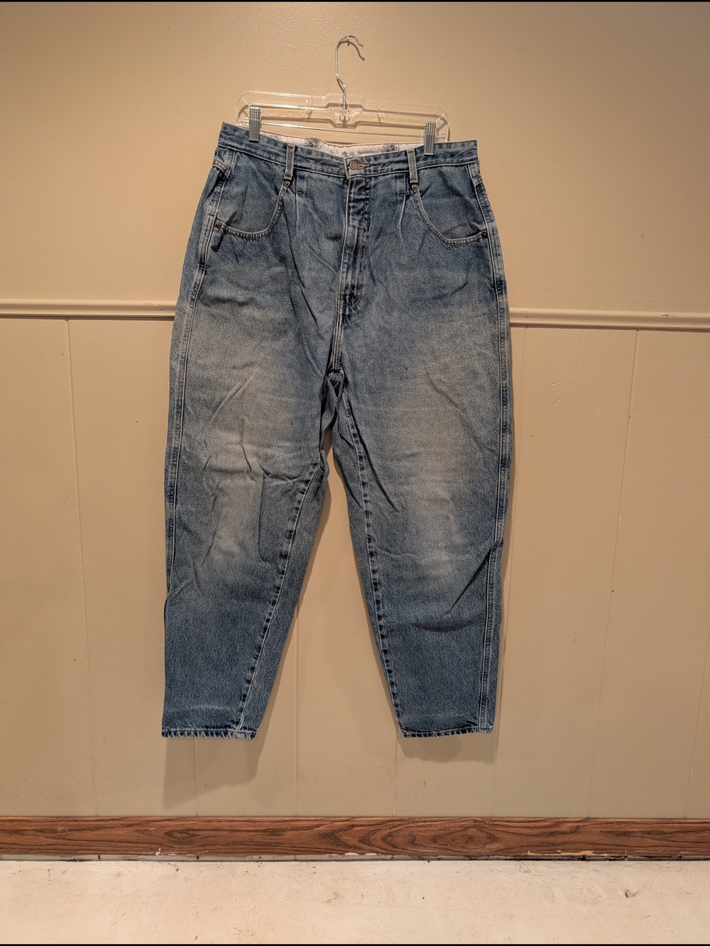 Brittania Straight Leg Blue Jean